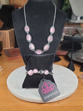 paparazzi Pink Oval Cabochon Cat's Eye Necklace and Bracelet Set